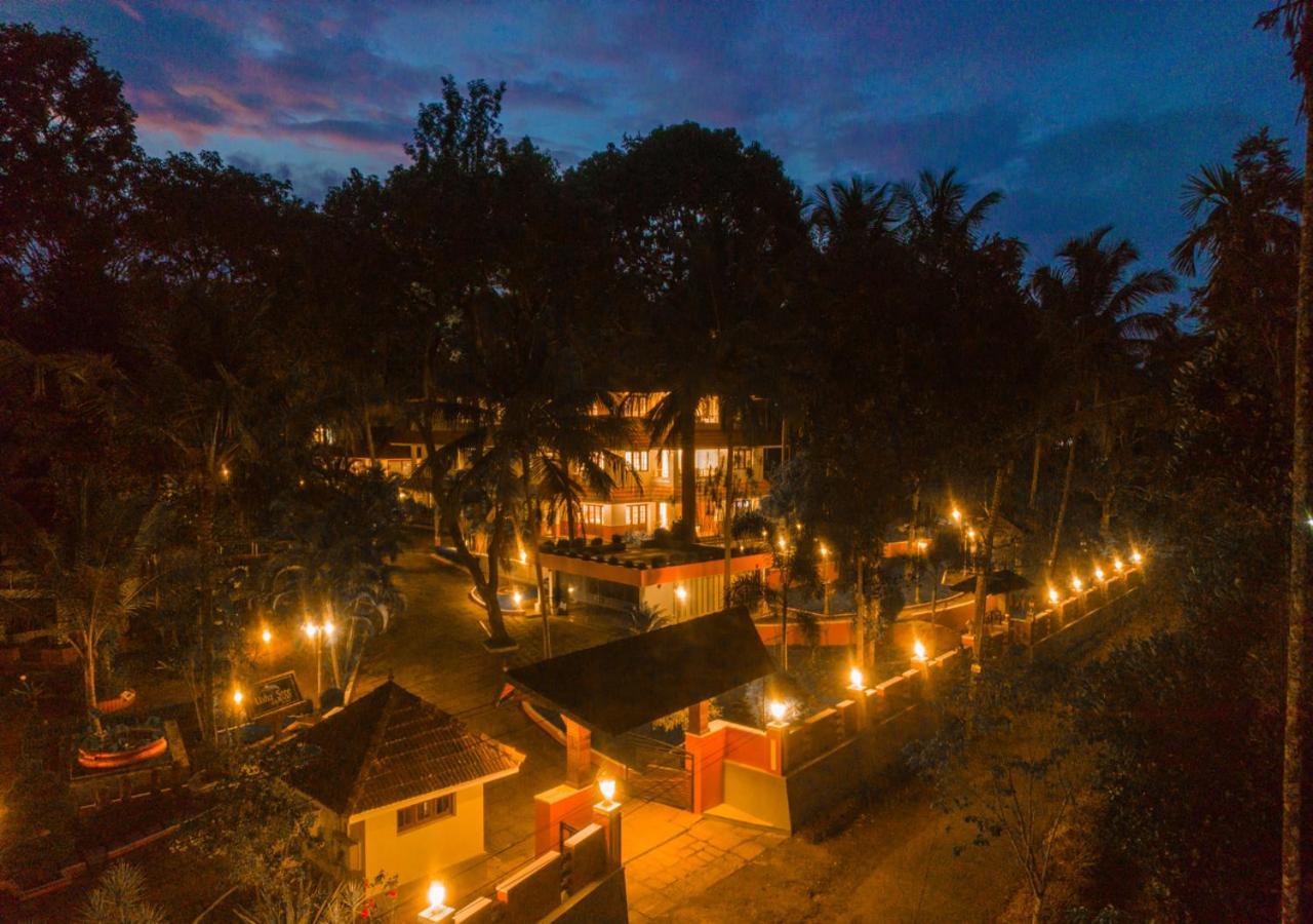 Ushasree Wayanad Heritage Premium Pool Resort By Voye Homes Ambalavayal Extérieur photo