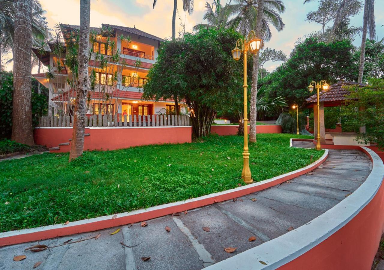 Ushasree Wayanad Heritage Premium Pool Resort By Voye Homes Ambalavayal Extérieur photo