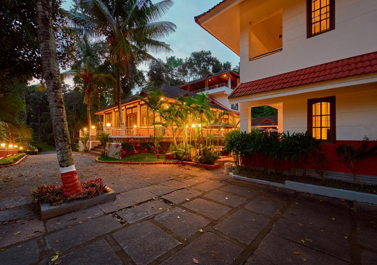 Ushasree Wayanad Heritage Premium Pool Resort By Voye Homes Ambalavayal Extérieur photo