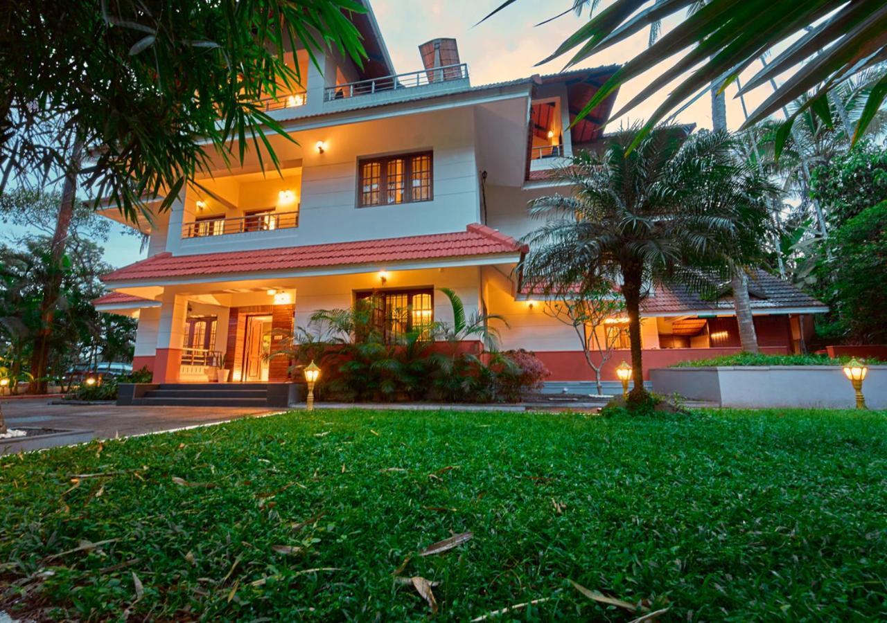 Ushasree Wayanad Heritage Premium Pool Resort By Voye Homes Ambalavayal Extérieur photo