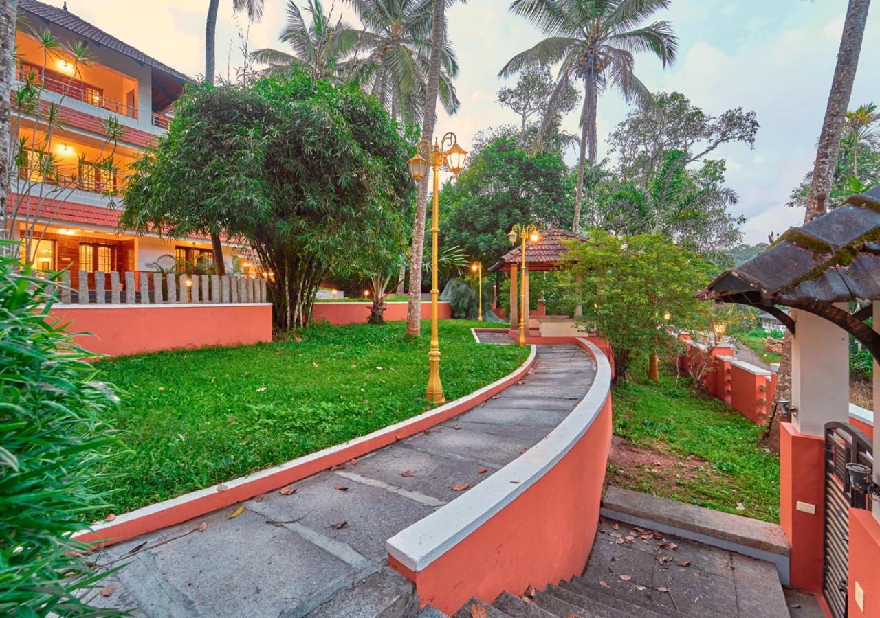 Ushasree Wayanad Heritage Premium Pool Resort By Voye Homes Ambalavayal Extérieur photo