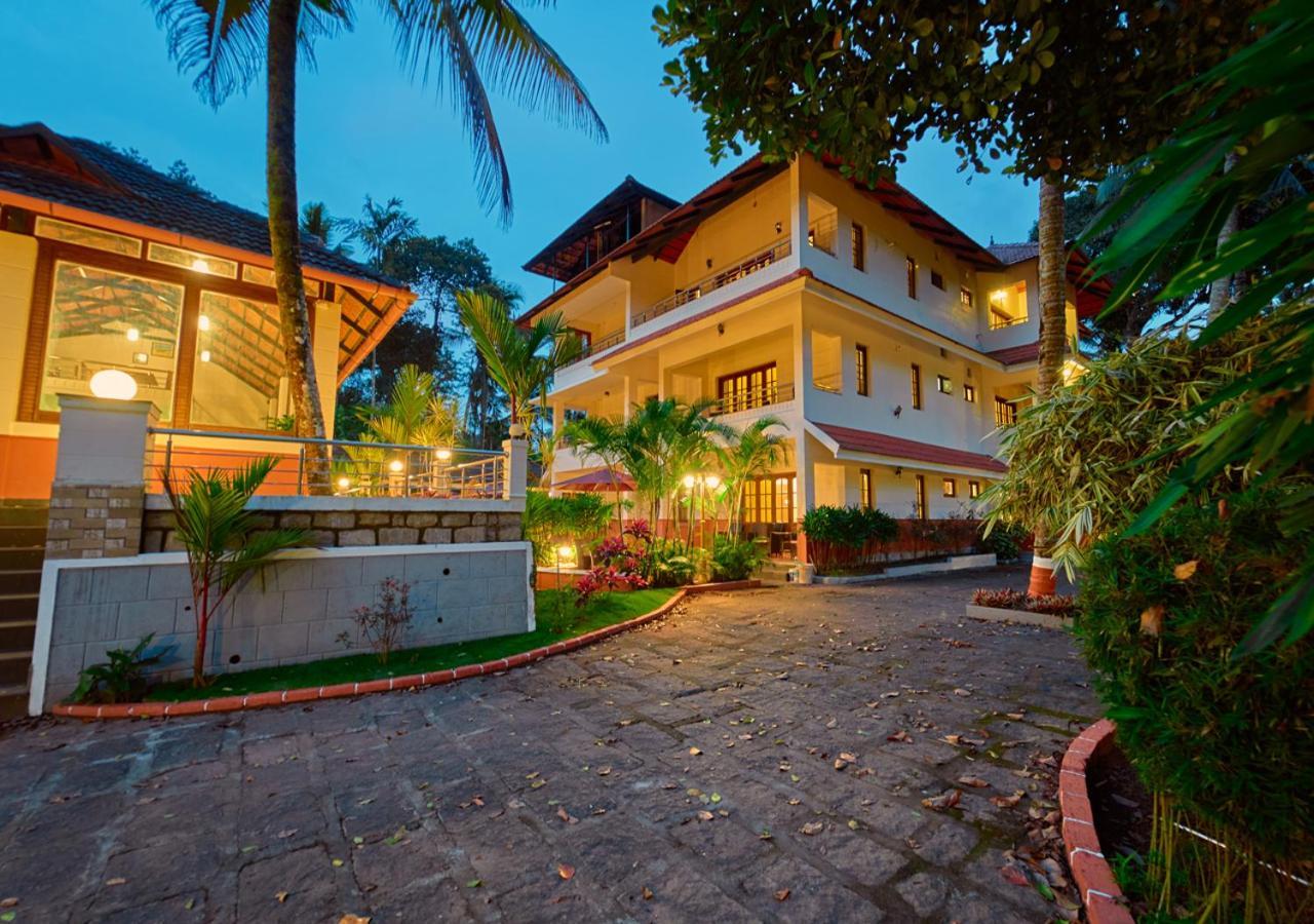 Ushasree Wayanad Heritage Premium Pool Resort By Voye Homes Ambalavayal Extérieur photo