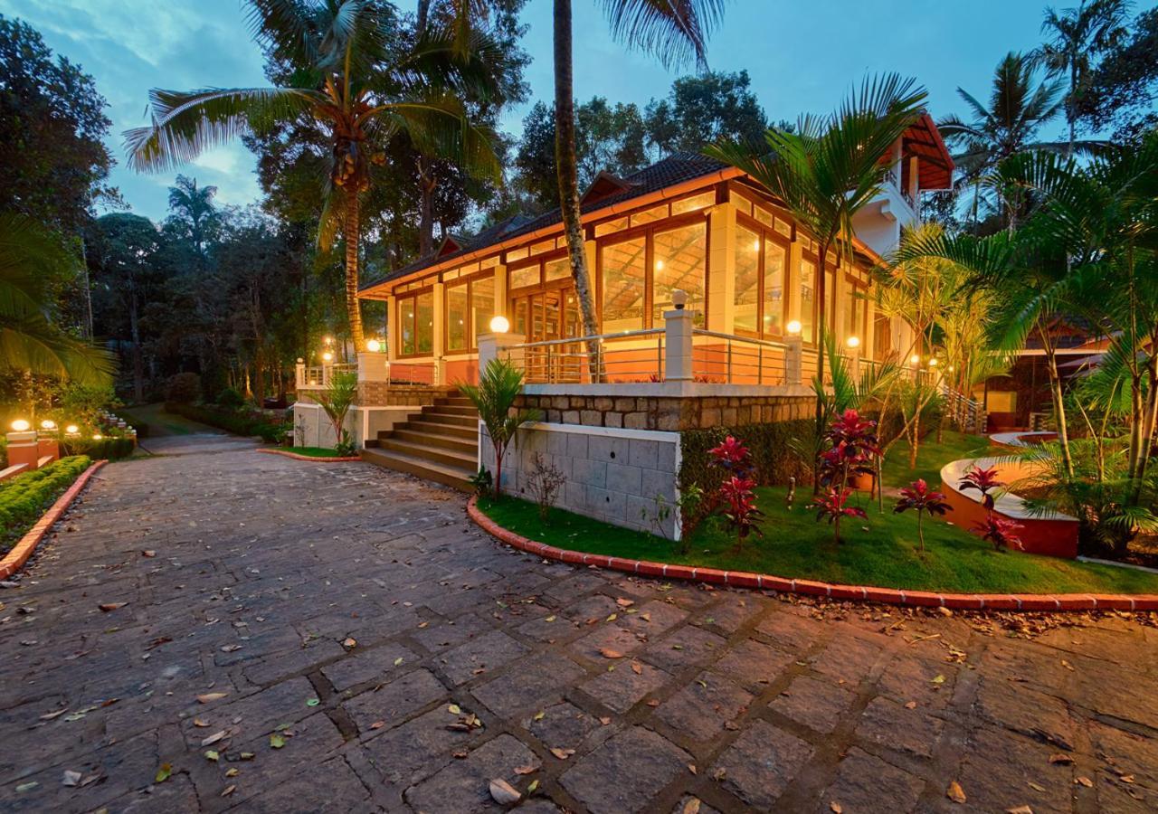 Ushasree Wayanad Heritage Premium Pool Resort By Voye Homes Ambalavayal Extérieur photo