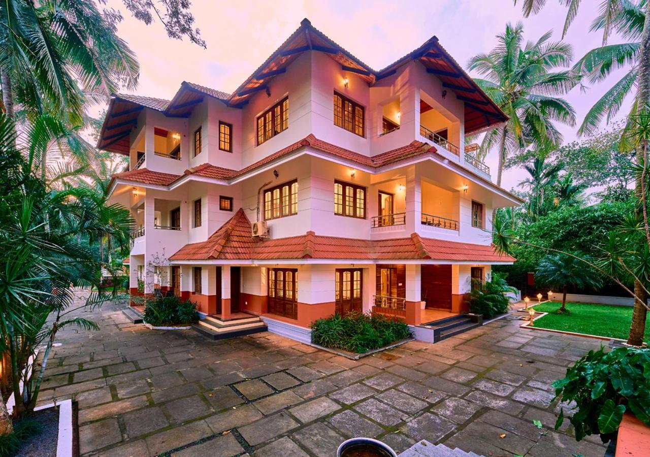Ushasree Wayanad Heritage Premium Pool Resort By Voye Homes Ambalavayal Extérieur photo
